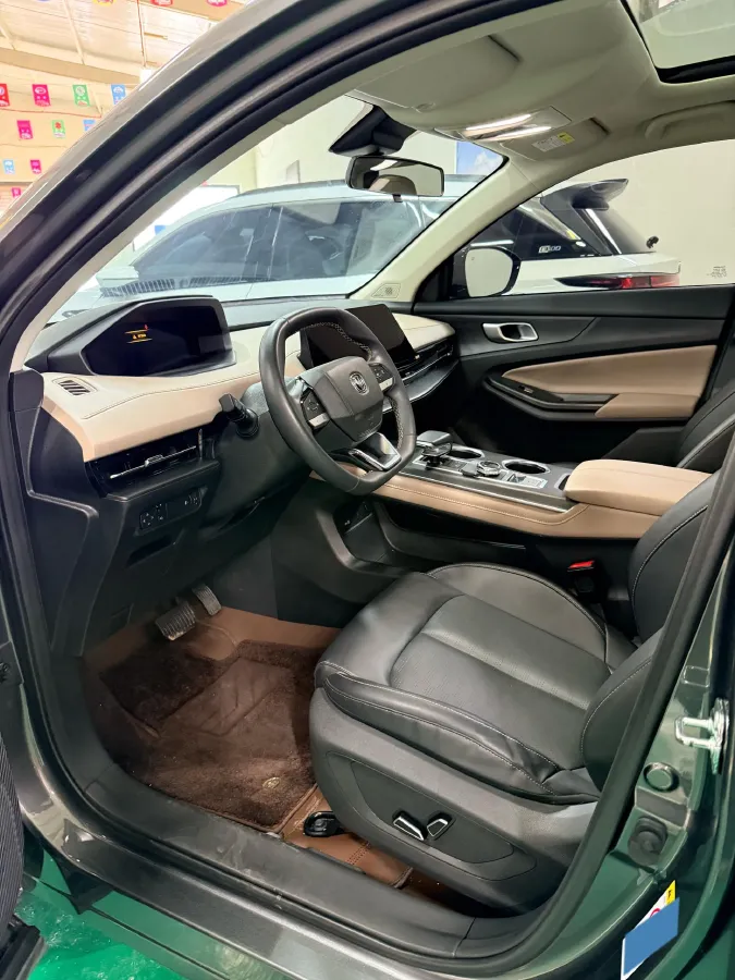 2022 ChangAn Oshan X7 Plus 1.5T 188HP L4 7DCT,autocango,china used car exporter,china ev exporter,chinese used car exporter,chinese used ev exporter