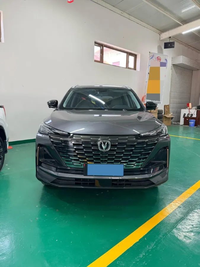 2022 ChangAn Oshan X7 Plus 1.5T 188HP L4 7DCT,autocango,china used car exporter,china ev exporter,chinese used car exporter,chinese used ev exporter