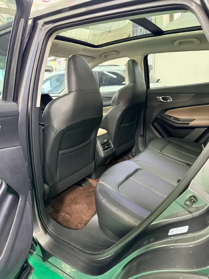 2022 ChangAn Oshan X7 Plus 1.5T 188HP L4 7DCT,autocango,china used car exporter,china ev exporter,chinese used car exporter,chinese used ev exporter