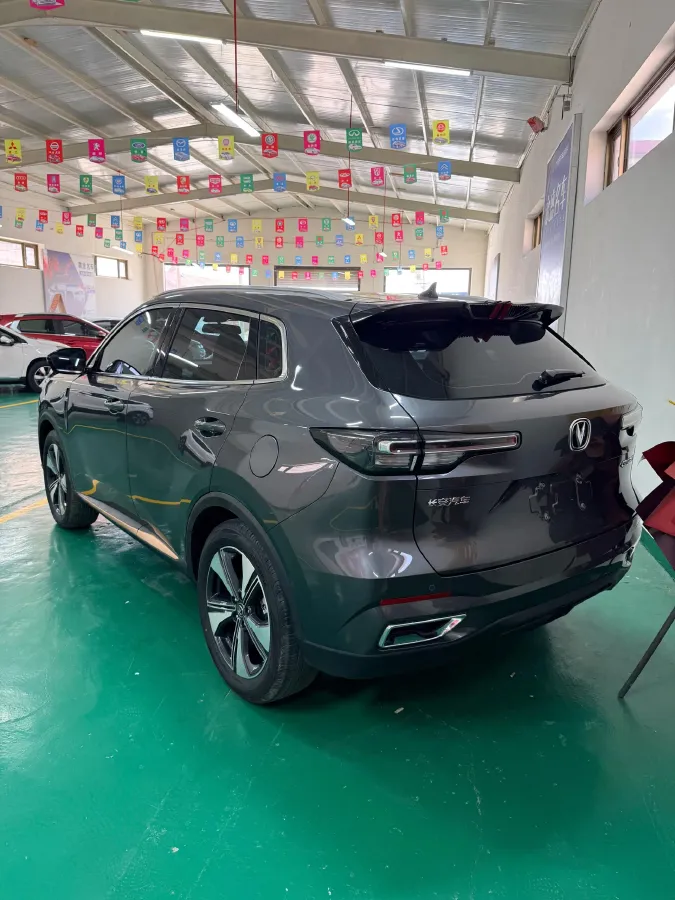 2022 ChangAn Oshan X7 Plus 1.5T 188HP L4 7DCT,autocango,china used car exporter,china ev exporter,chinese used car exporter,chinese used ev exporter