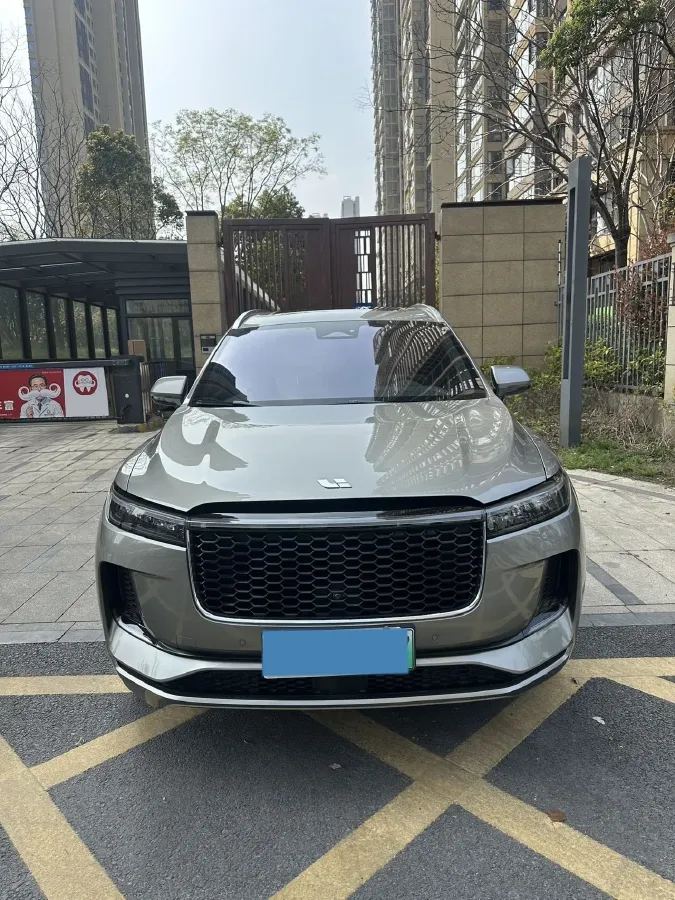 2021 Li ONE Range Extended 131HP REEV 40.5KWH,autocango,china used car exporter,china ev exporter,chinese used car exporter,chinese used ev exporter