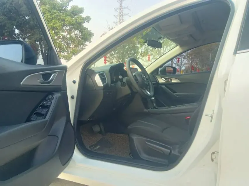 2017 Mazda 3 Axela 1.5L 117HP L4 6AT,autocango,china used car exporter,china ev exporter,chinese used car exporter,chinese used ev exporter