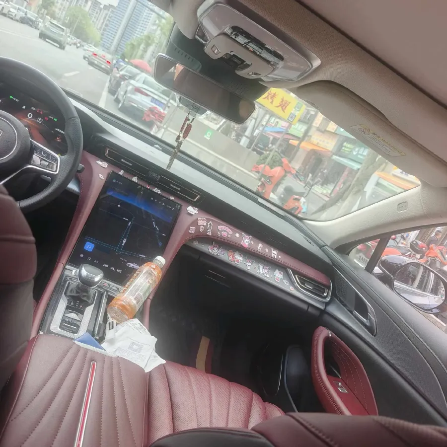 2025 HongQi H5 1.5T 169HP L4 1DHT Hybrid,autocango,china used car exporter,china ev exporter,chinese used car exporter,chinese used ev exporter