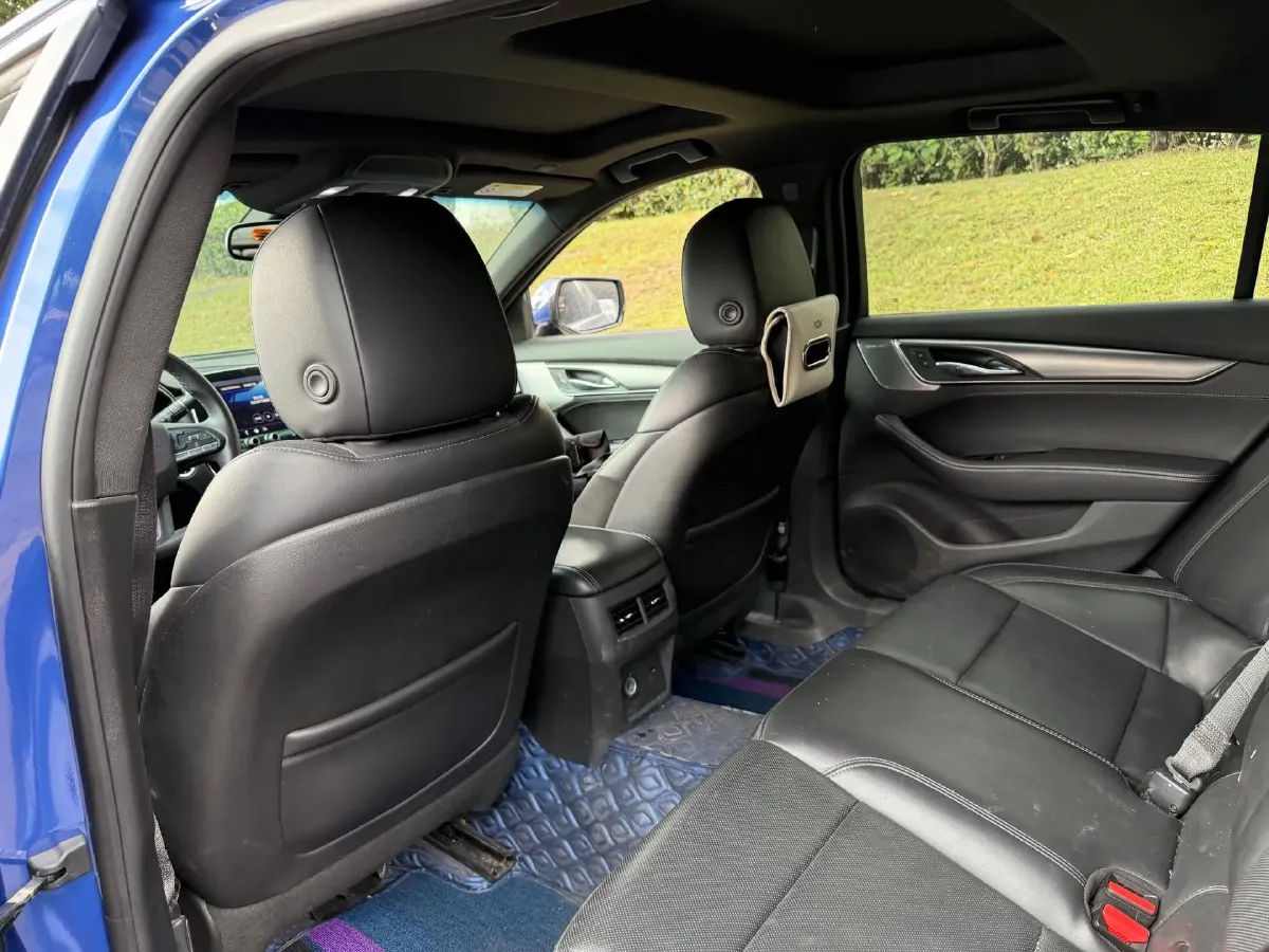 2021 Cadillac CT5 2.0T 237HP L4 10AT,autocango,china used car exporter,china ev exporter,chinese used car exporter,chinese used ev exporter