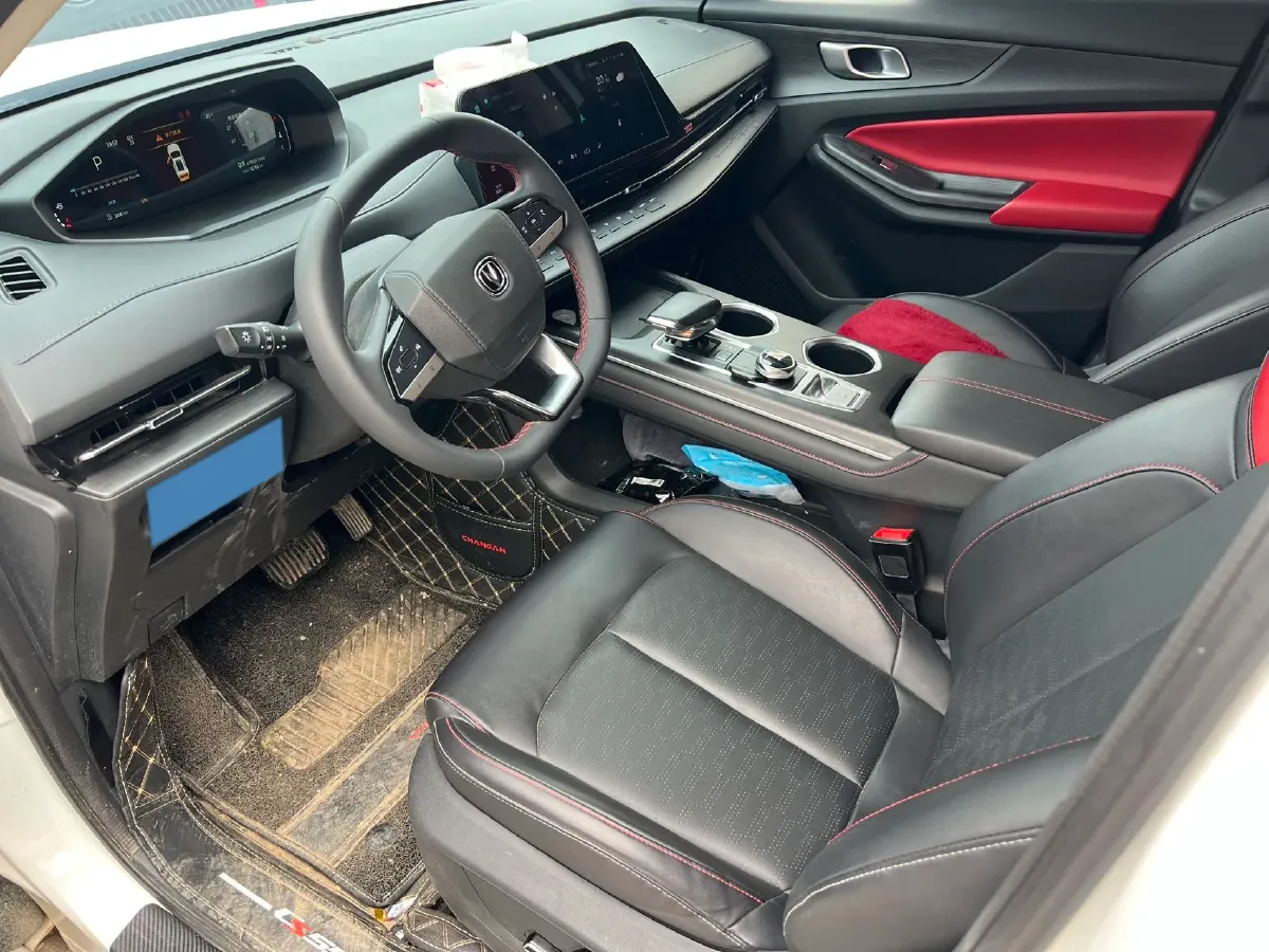 2022 ChangAn Oshan X7 Plus 1.5T 188HP L4 7DCT,autocango,china used car exporter,china ev exporter,chinese used car exporter,chinese used ev exporter