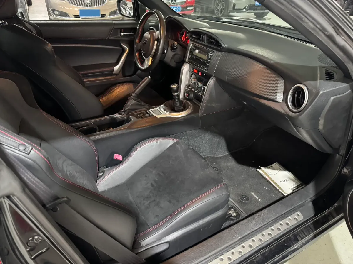 2015 Subaru BRZ 2.0L 200HP H4 6AT,autocango,china used car exporter,china ev exporter,chinese used car exporter,chinese used ev exporter