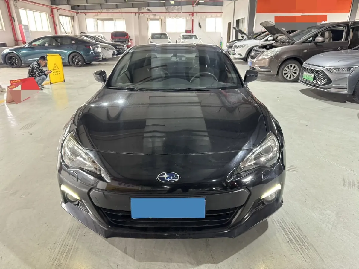 2015 Subaru BRZ 2.0L 200HP H4 6AT,autocango,china used car exporter,china ev exporter,chinese used car exporter,chinese used ev exporter