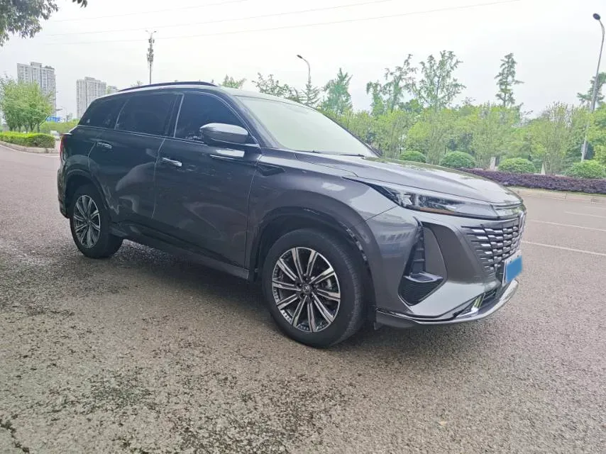 2023 ChangAn CS75 Plus 1.5T 188HP L4 8AT,autocango,china used car exporter,china ev exporter,chinese used car exporter,chinese used ev exporter