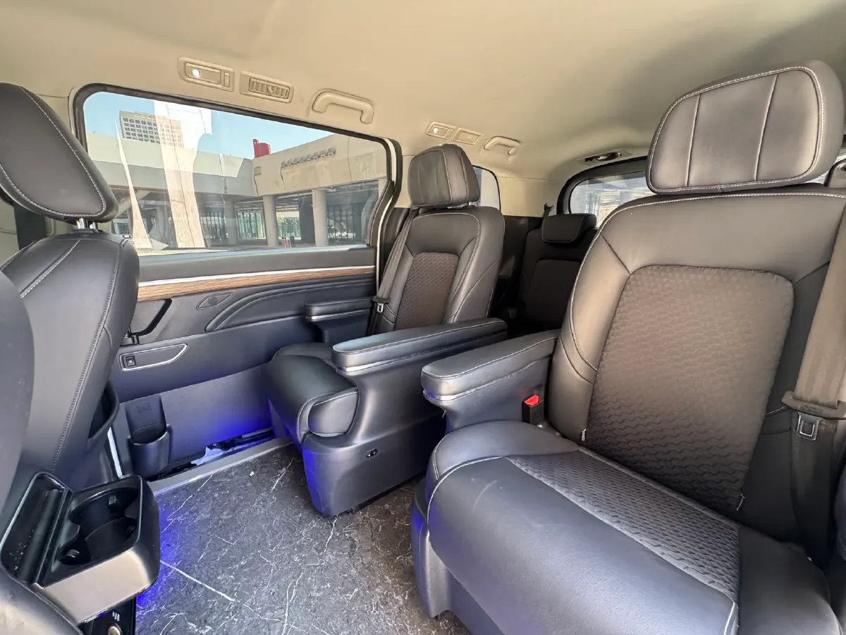 2023 GAC Trumpchi M8 2.0T 252HP L4 8AT,autocango,china used car exporter,china ev exporter,chinese used car exporter,chinese used ev exporter