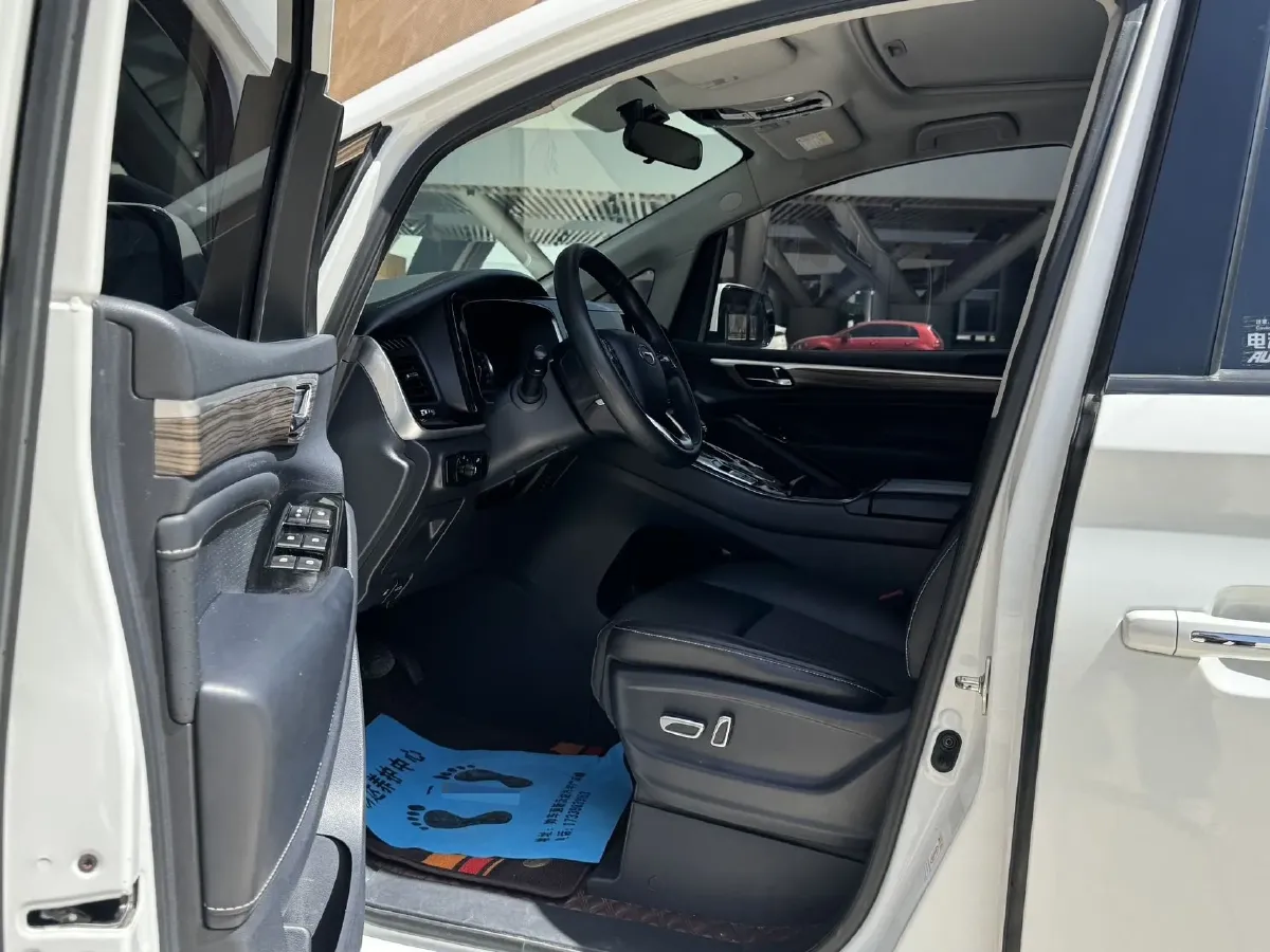 2023 GAC Trumpchi M8 2.0T 252HP L4 8AT,autocango,china used car exporter,china ev exporter,chinese used car exporter,chinese used ev exporter