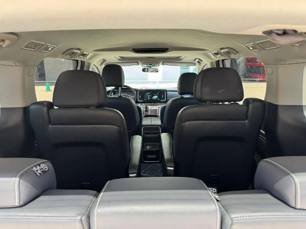 2023 GAC Trumpchi M8 2.0T 252HP L4 8AT,autocango,china used car exporter,china ev exporter,chinese used car exporter,chinese used ev exporter