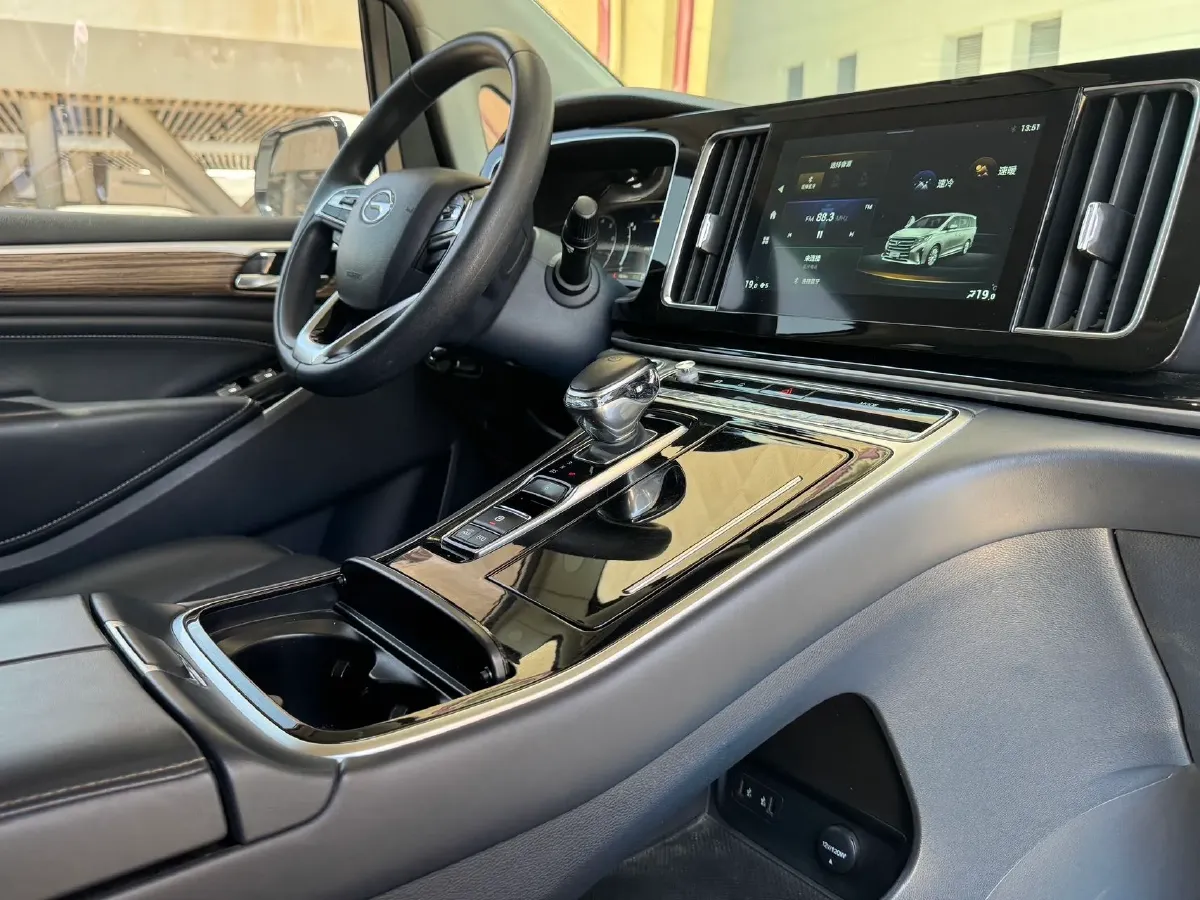 2023 GAC Trumpchi M8 2.0T 252HP L4 8AT,autocango,china used car exporter,china ev exporter,chinese used car exporter,chinese used ev exporter