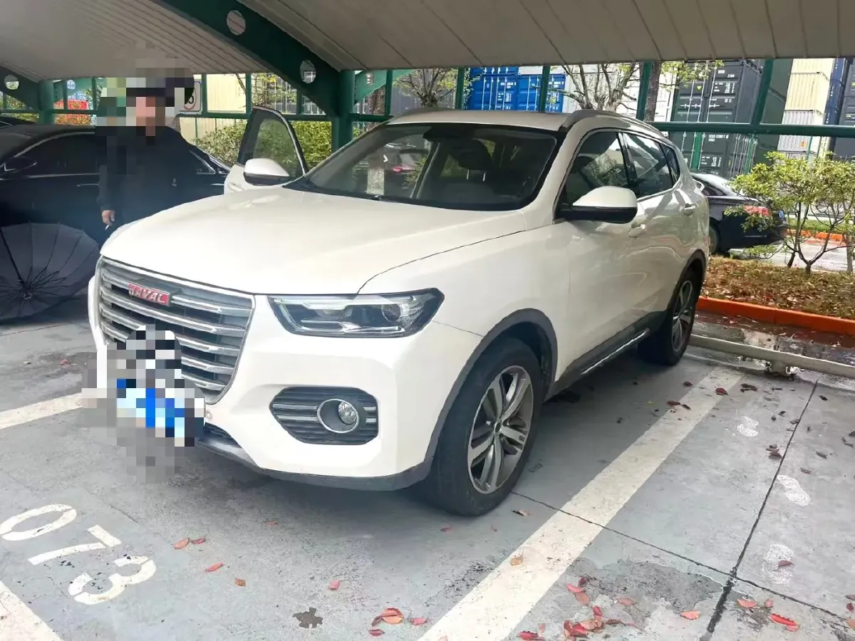 2017 Haval H6 2.0T 197HP L4 7DCT,autocango,china used car exporter,china ev exporter,chinese used car exporter,chinese used ev exporter