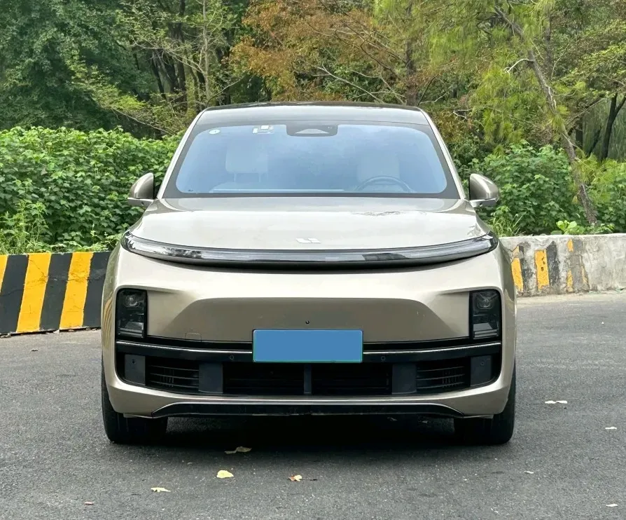 2023 Li L9 Range Extended 154HP REEV 42.6KWH,autocango,china used car exporter,china ev exporter,chinese used car exporter,chinese used ev exporter