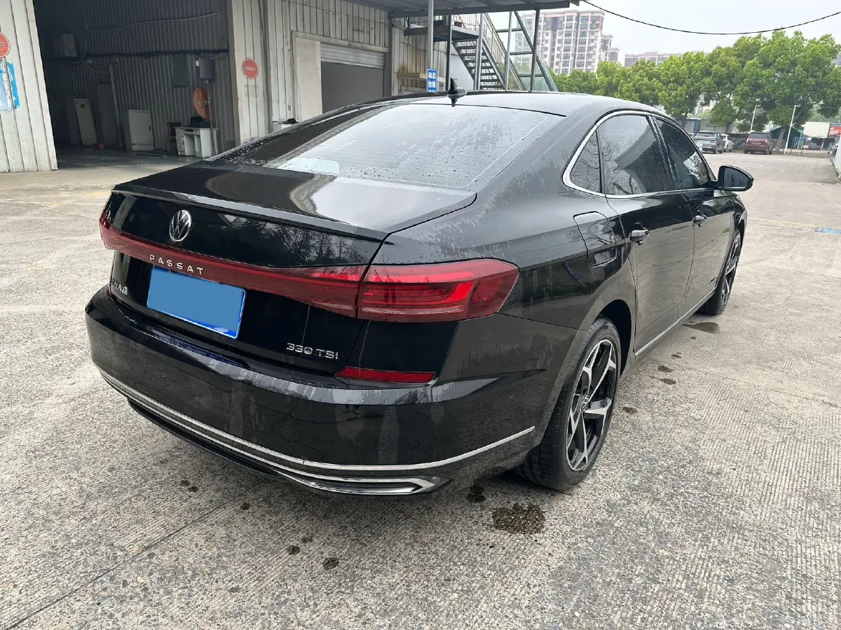 2024 Volkswagen Passat 2.0T 186HP L4 7DCT,autocango,china used car exporter,china ev exporter,chinese used car exporter,chinese used ev exporter