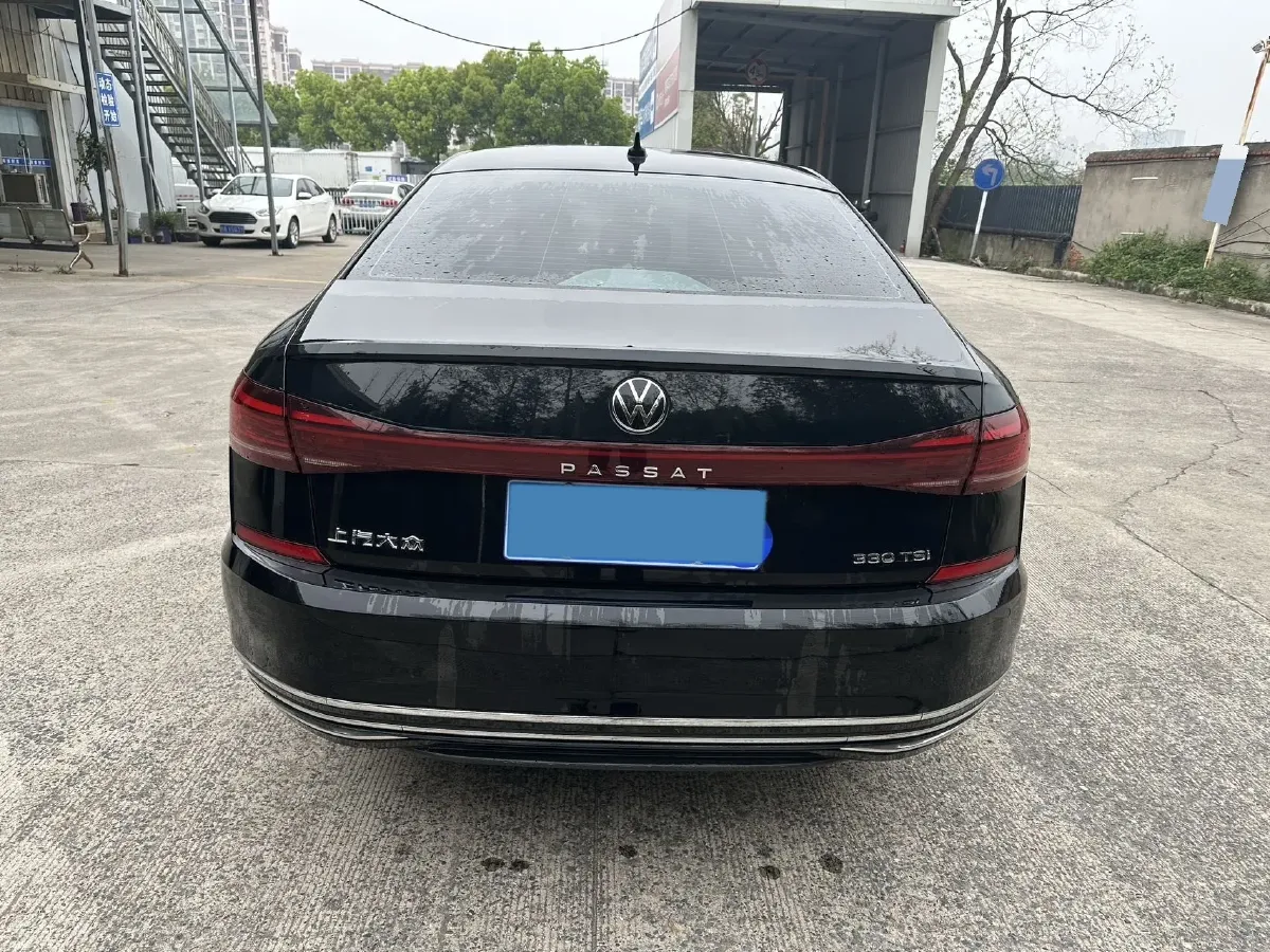 2024 Volkswagen Passat 2.0T 186HP L4 7DCT,autocango,china used car exporter,china ev exporter,chinese used car exporter,chinese used ev exporter