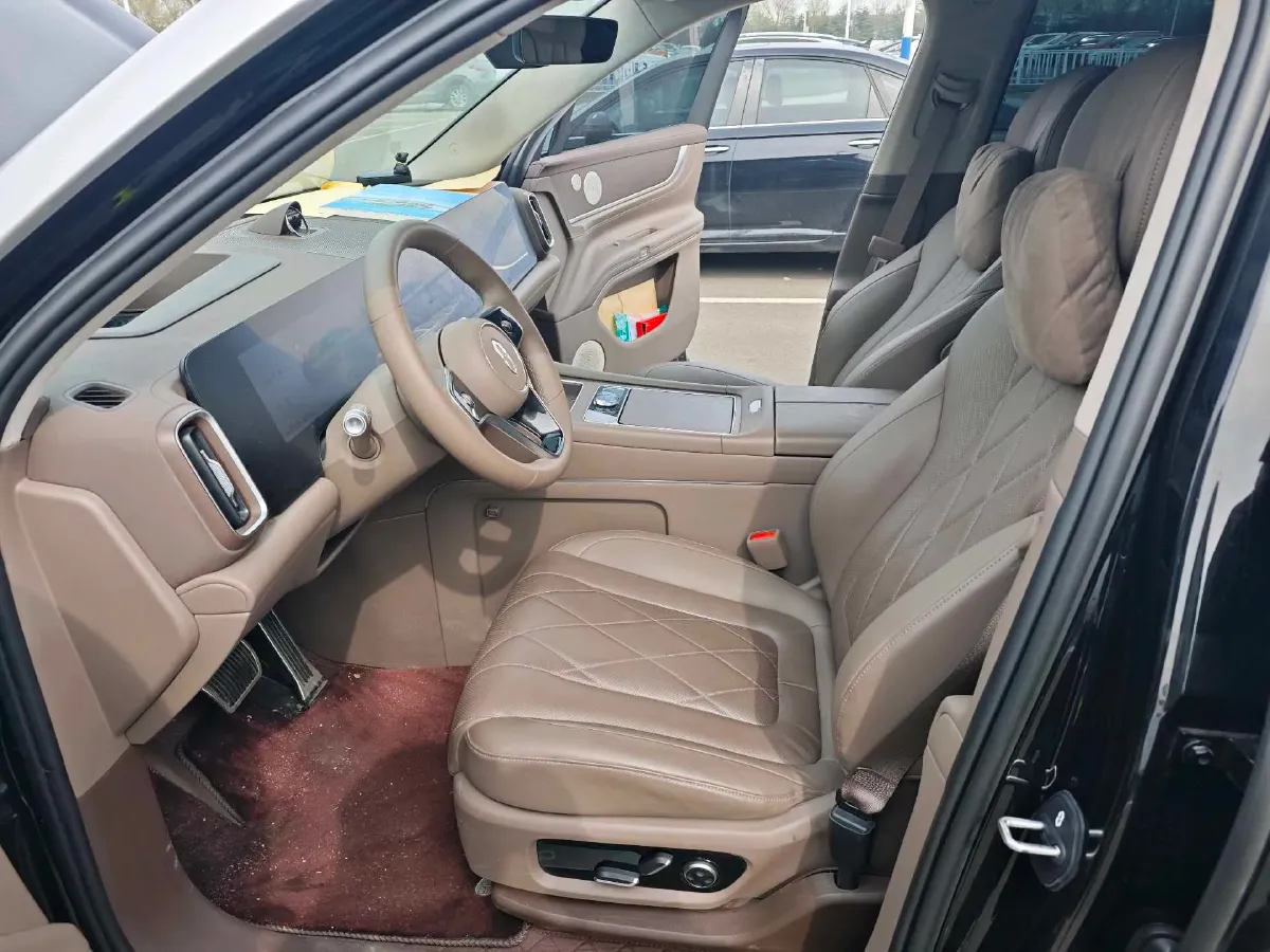 2024 AITO AITO M9 1.5T 152HP L4 REEV 42KWH,autocango,china used car exporter,china ev exporter,chinese used car exporter,chinese used ev exporter