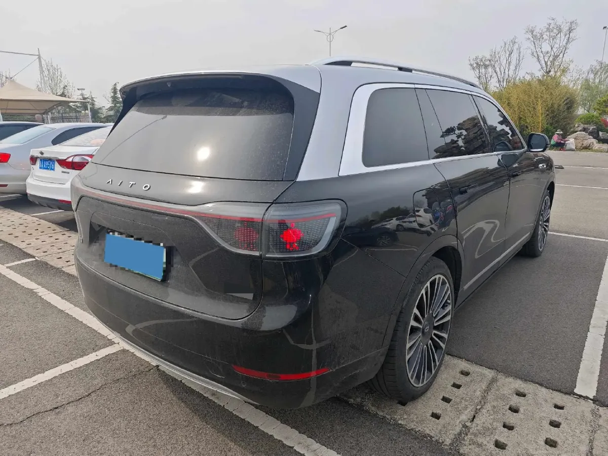 2024 AITO AITO M9 1.5T 152HP L4 REEV 42KWH,autocango,china used car exporter,china ev exporter,chinese used car exporter,chinese used ev exporter