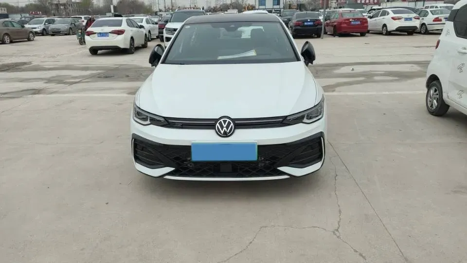 2025 Volkswagen Golf 1.5T 160HP L4 7DCT,autocango,china used car exporter,china ev exporter,chinese used car exporter,chinese used ev exporter