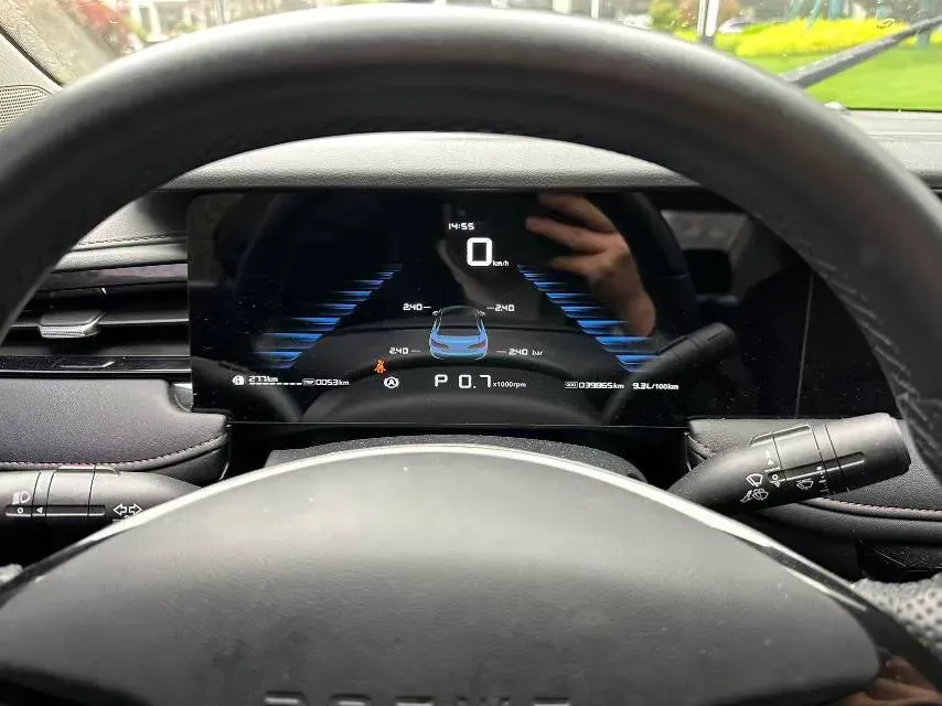 2023 Roewe i5 1.5L 129HP L4 CVT,autocango,china used car exporter,china ev exporter,chinese used car exporter,chinese used ev exporter