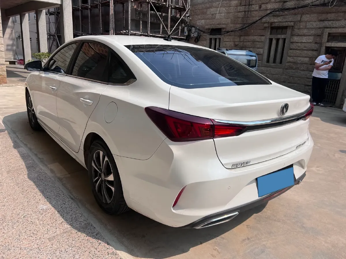 2022 ChangAn Eado 1.6L 128HP L4 CVT,autocango,china used car exporter,china ev exporter,chinese used car exporter,chinese used ev exporter