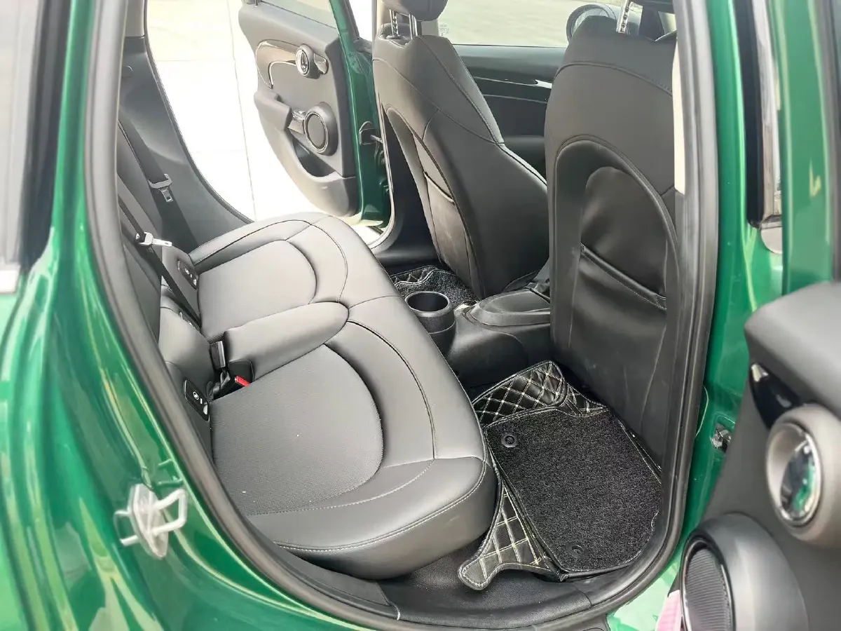 2022 MINI MINI 1.5T 136HP L3 7DCT,autocango,china used car exporter,china ev exporter,chinese used car exporter,chinese used ev exporter