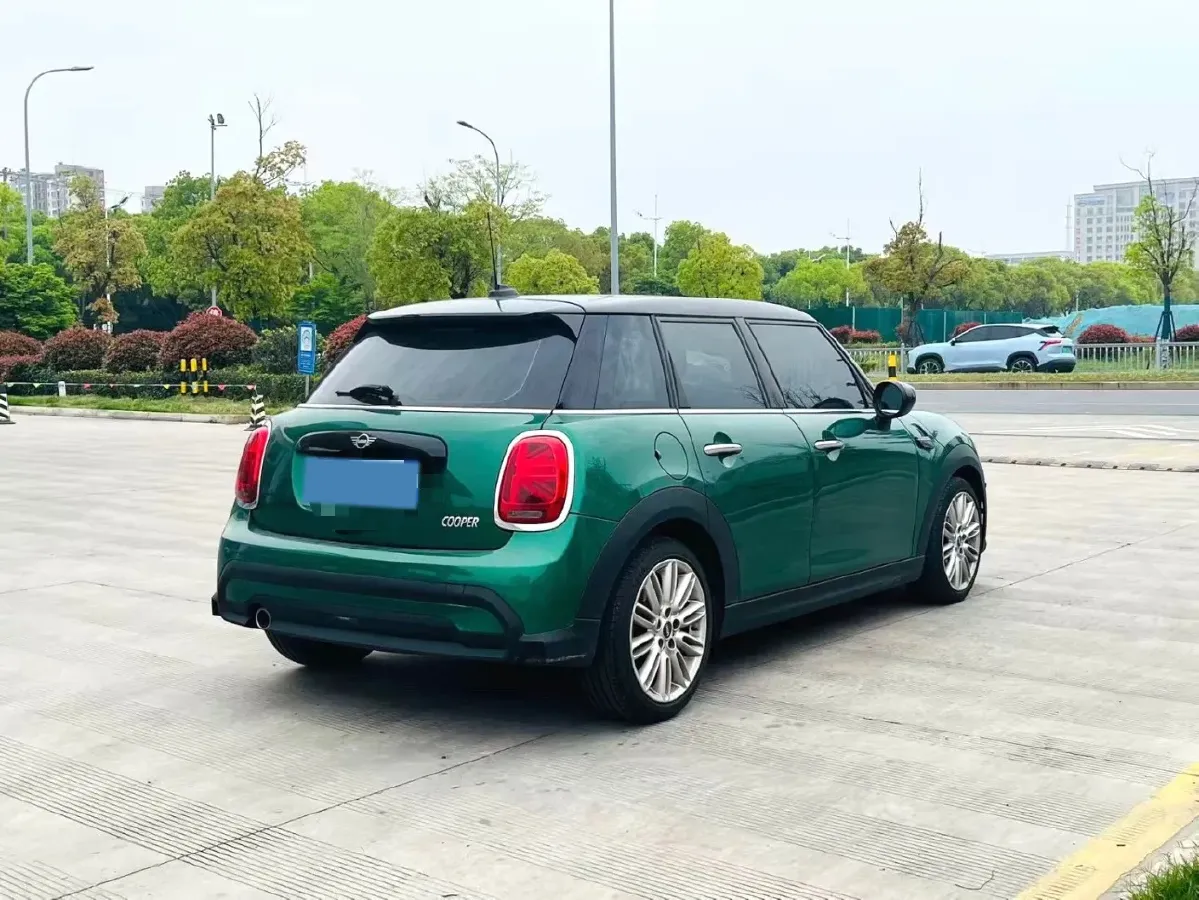 2022 MINI MINI 1.5T 136HP L3 7DCT,autocango,china used car exporter,china ev exporter,chinese used car exporter,chinese used ev exporter