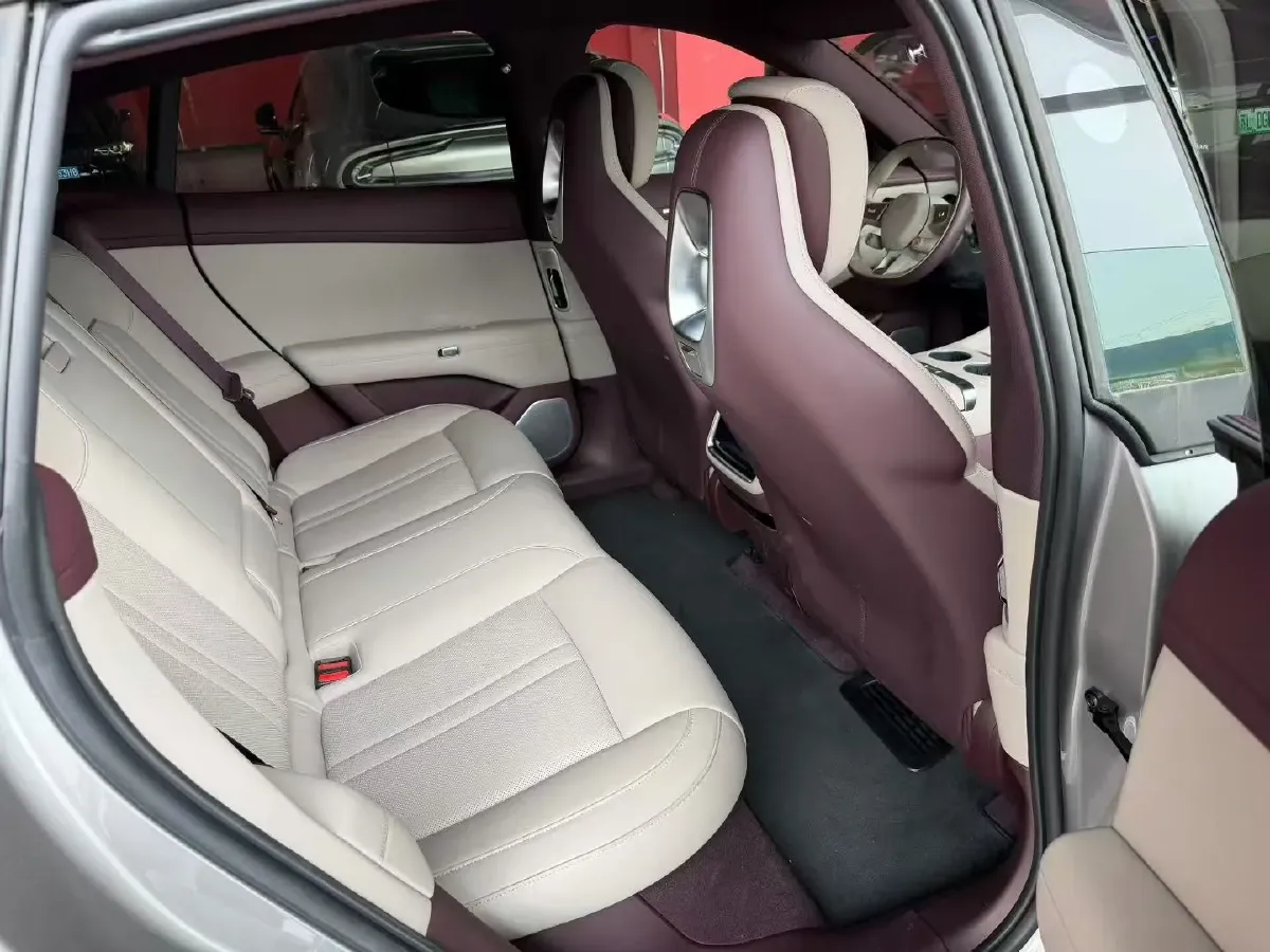 2025 MI YU7 BEV 96.3KWH,autocango,china used car exporter,china ev exporter,chinese used car exporter,chinese used ev exporter