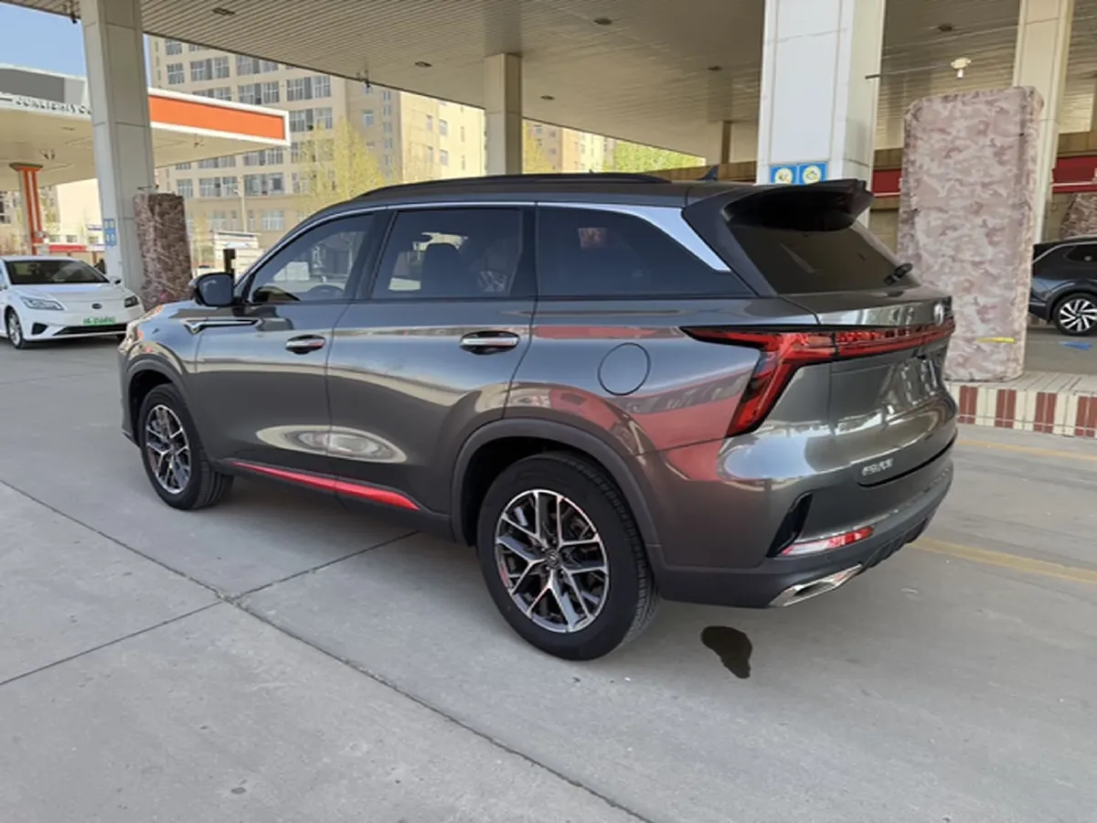 2022 ChangAn CS75 Plus 1.5T 178HP L4 6AT,autocango,china used car exporter,china ev exporter,chinese used car exporter,chinese used ev exporter