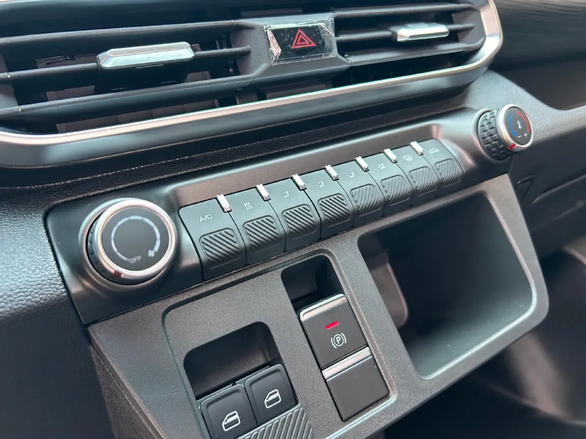 2024 Karry Little Elephant X7 BEV 56.67KWH,autocango,china used car exporter,china ev exporter,chinese used car exporter,chinese used ev exporter