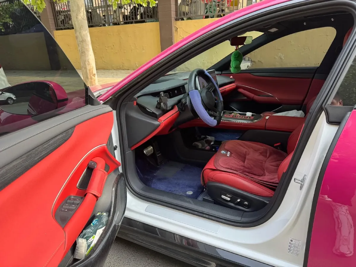 2024 MI SU7 BEV 101KWH,autocango,china used car exporter,china ev exporter,chinese used car exporter,chinese used ev exporter