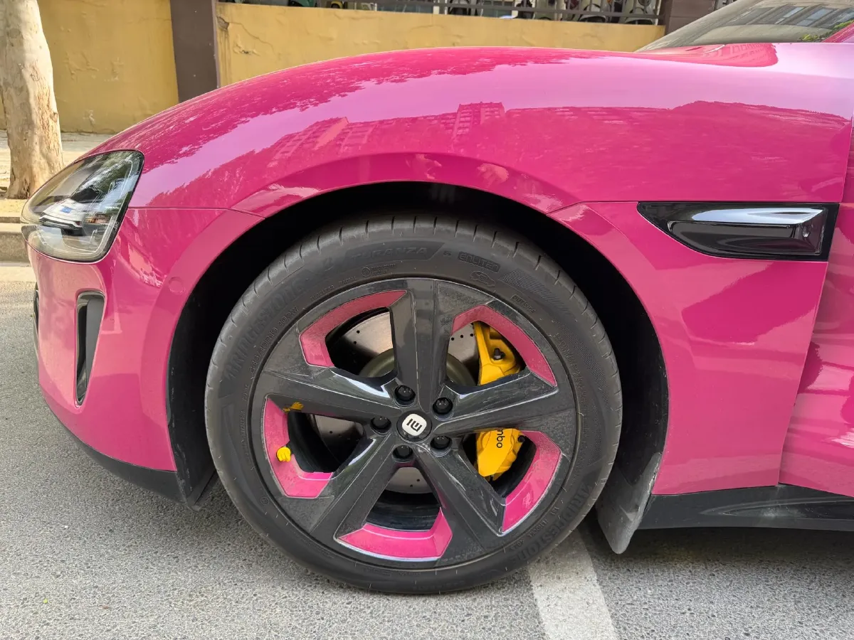 2024 MI SU7 BEV 101KWH,autocango,china used car exporter,china ev exporter,chinese used car exporter,chinese used ev exporter