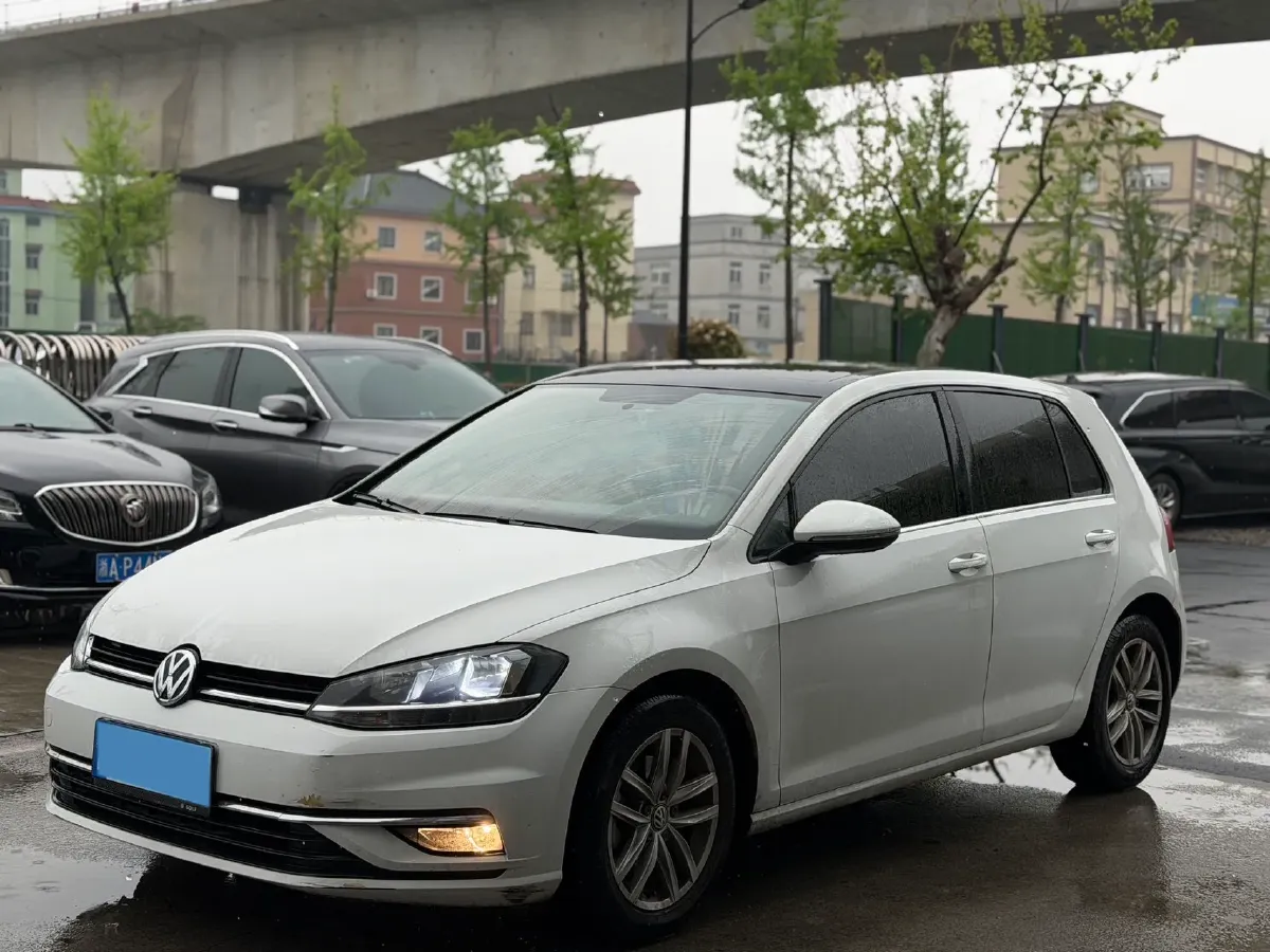 2018 Volkswagen Golf 1.4T 131HP L4 7DCT,autocango,china used car exporter,china ev exporter,chinese used car exporter,chinese used ev exporter