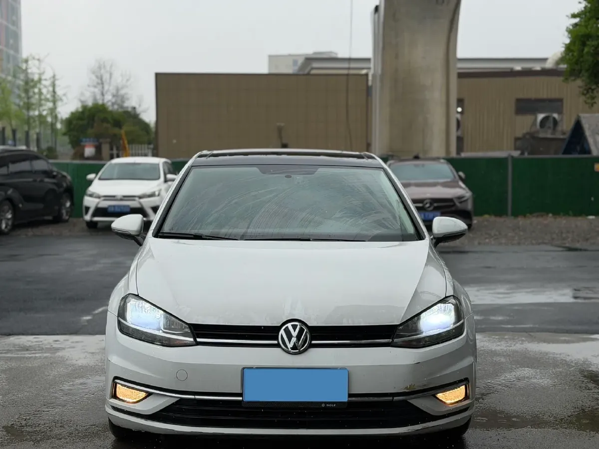2018 Volkswagen Golf 1.4T 131HP L4 7DCT,autocango,china used car exporter,china ev exporter,chinese used car exporter,chinese used ev exporter