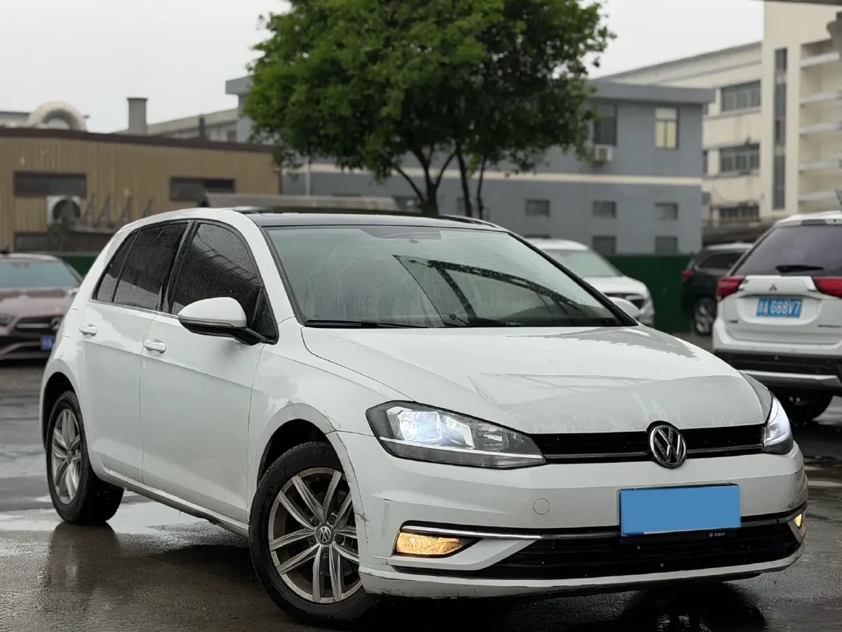 2018 Volkswagen Golf 1.4T 131HP L4 7DCT,autocango,china used car exporter,china ev exporter,chinese used car exporter,chinese used ev exporter