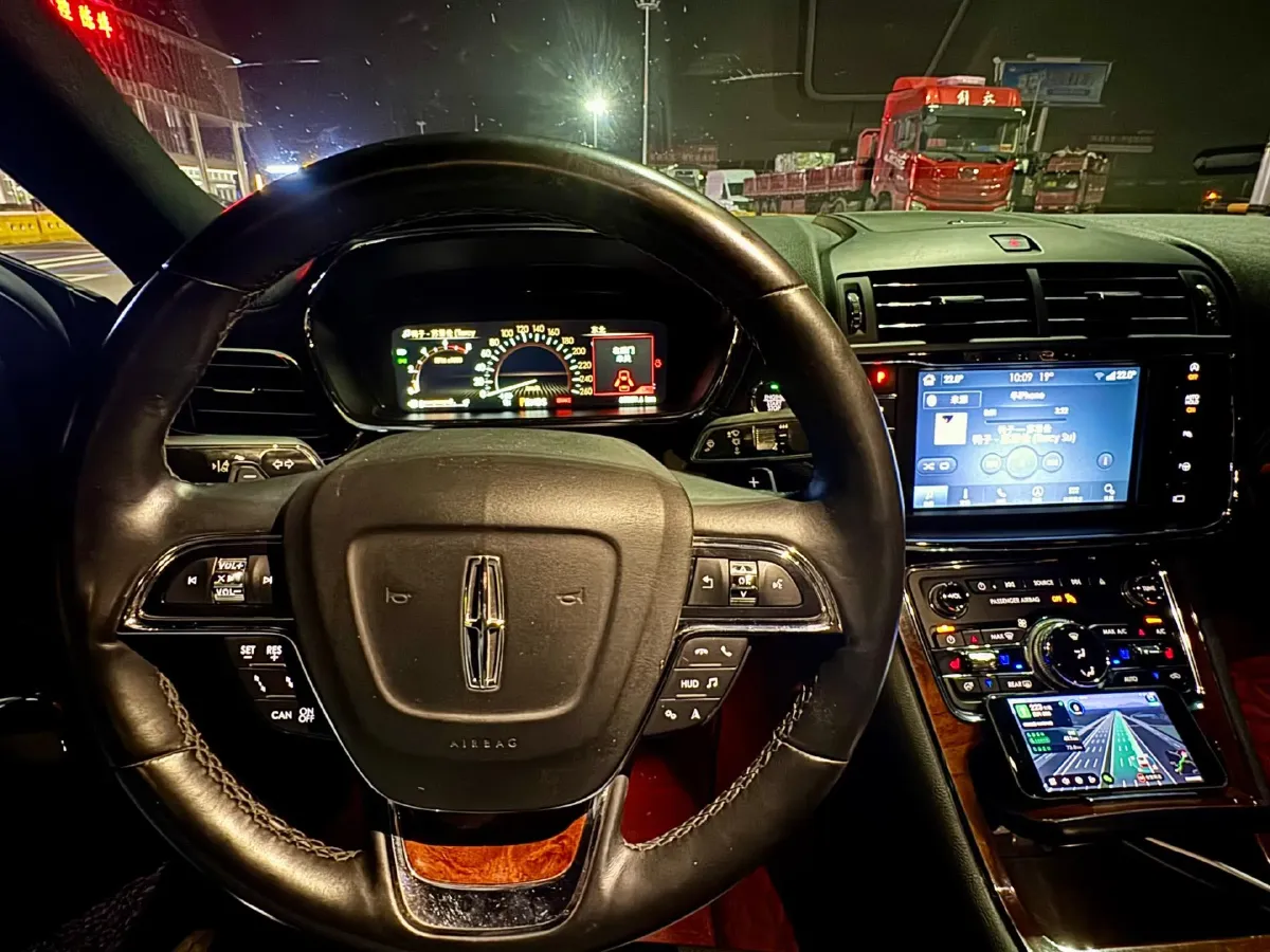 2019 Mercedes-Benz C Class 1.5T 184HP L4 9AT,autocango,china used car exporter,china ev exporter,chinese used car exporter,chinese used ev exporter