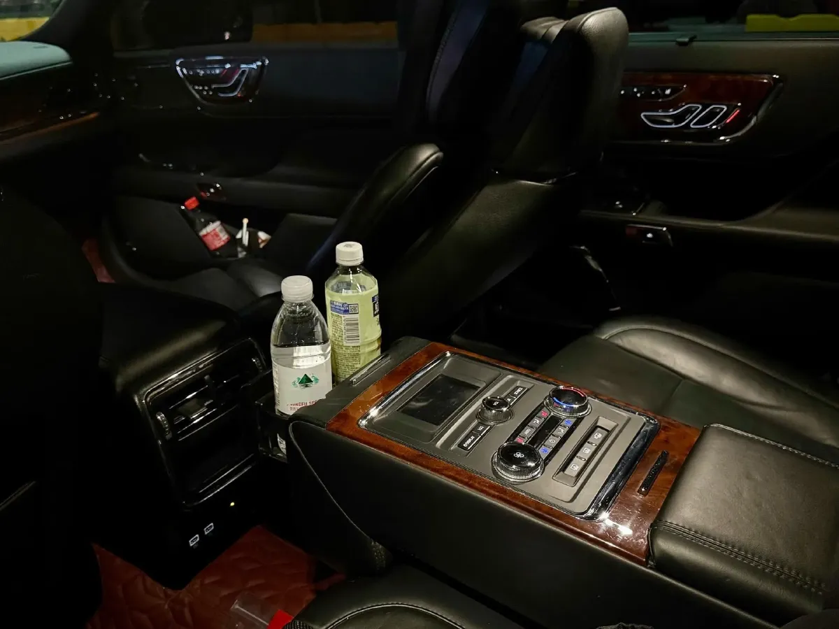 2019 Mercedes-Benz C Class 1.5T 184HP L4 9AT,autocango,china used car exporter,china ev exporter,chinese used car exporter,chinese used ev exporter