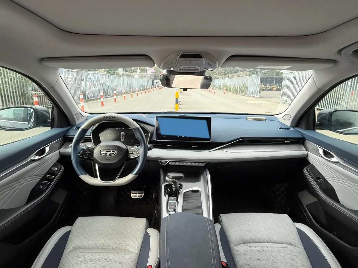 2021 Geely Preface 2.0T 190HP L4 7DCT,autocango,china used car exporter,china ev exporter,chinese used car exporter,chinese used ev exporter