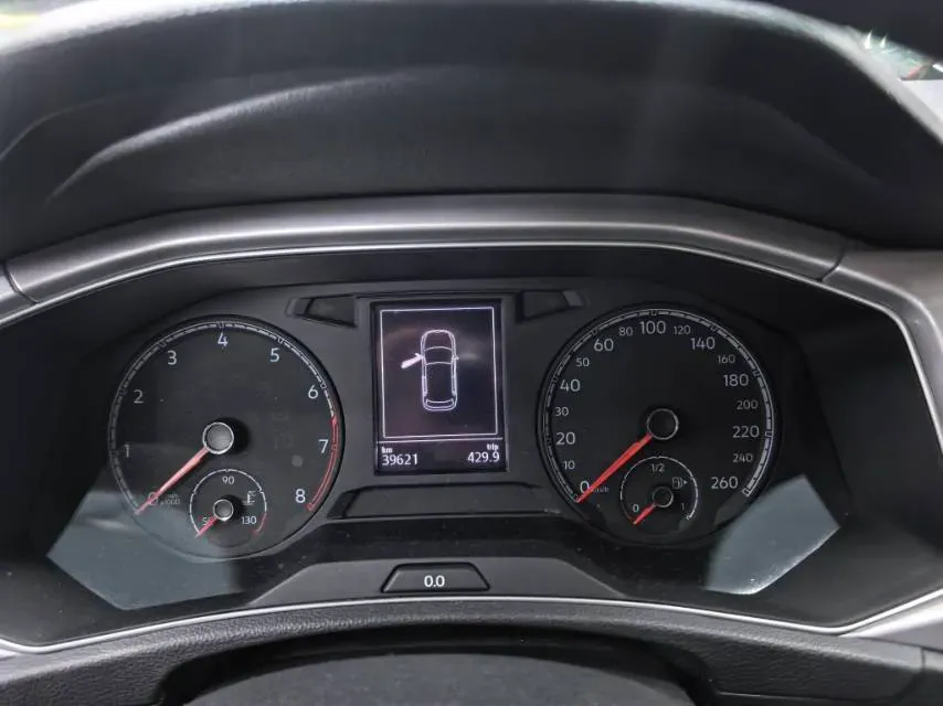 2021 Volkswagen T-Roc 1.4T 150HP L4 7DCT,autocango,china used car exporter,china ev exporter,chinese used car exporter,chinese used ev exporter