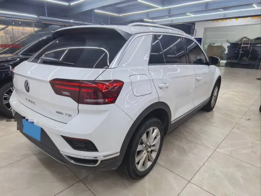 2021 Volkswagen T-Roc 1.4T 150HP L4 7DCT,autocango,china used car exporter,china ev exporter,chinese used car exporter,chinese used ev exporter