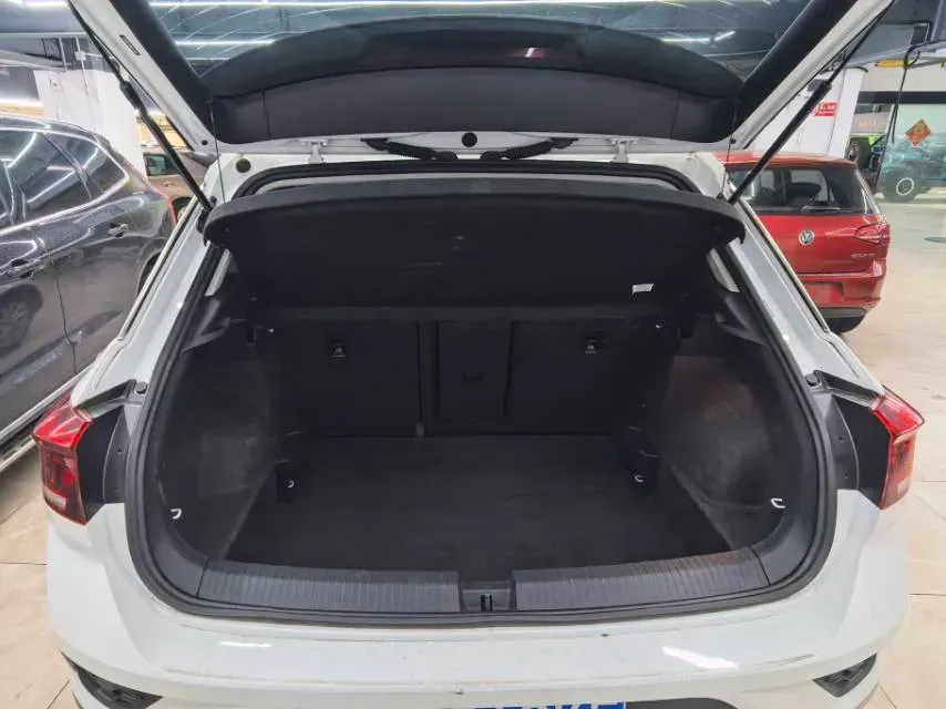 2021 Volkswagen T-Roc 1.4T 150HP L4 7DCT,autocango,china used car exporter,china ev exporter,chinese used car exporter,chinese used ev exporter