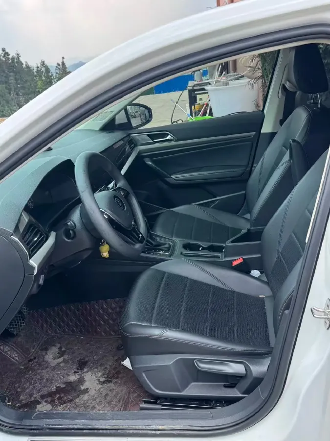 2021 Volkswagen Lavida 1.5L 113HP L4 6AT,autocango,china used car exporter,china ev exporter,chinese used car exporter,chinese used ev exporter