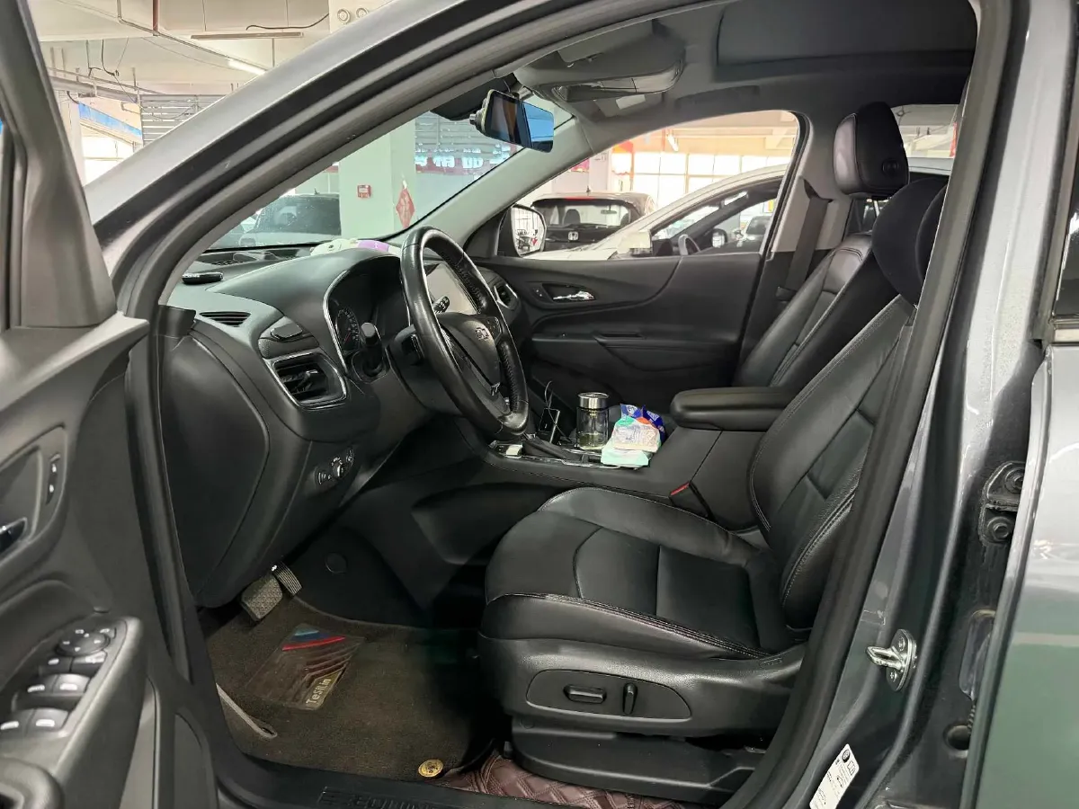 2019 Chevrolet Equinox 2.0T 260HP L4 9AT,autocango,china used car exporter,china ev exporter,chinese used car exporter,chinese used ev exporter