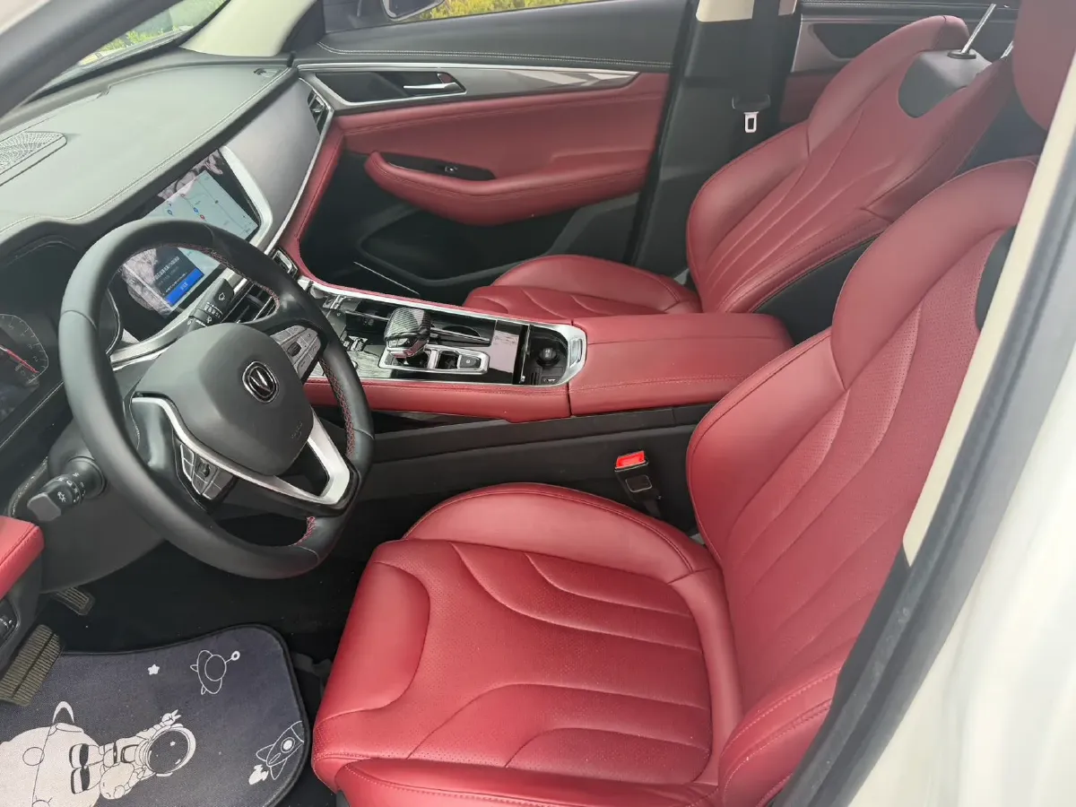 2021 ChangAn CS85 Coupe 1.5T 178HP L4 7DCT,autocango,china used car exporter,china ev exporter,chinese used car exporter,chinese used ev exporter