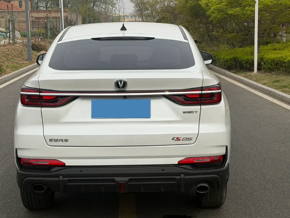 2021 ChangAn CS85 Coupe 1.5T 178HP L4 7DCT,autocango,china used car exporter,china ev exporter,chinese used car exporter,chinese used ev exporter