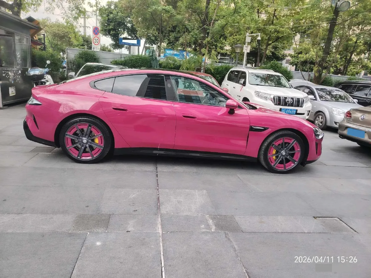 2024 MI SU7 BEV 73.6KWH,autocango,china used car exporter,china ev exporter,chinese used car exporter,chinese used ev exporter