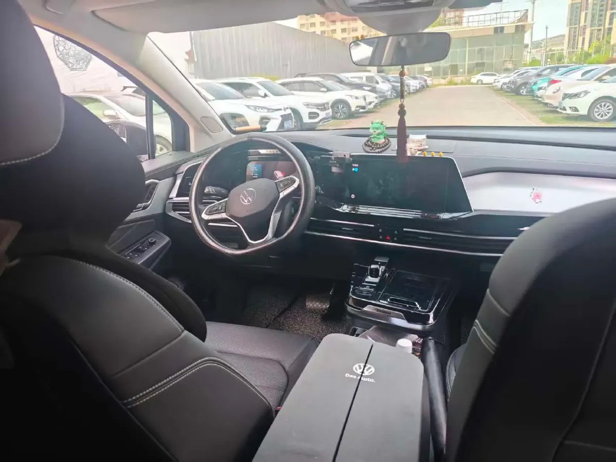 2023 Volkswagen Talagon 2.0T 220HP L4 7DCT,autocango,china used car exporter,china ev exporter,chinese used car exporter,chinese used ev exporter