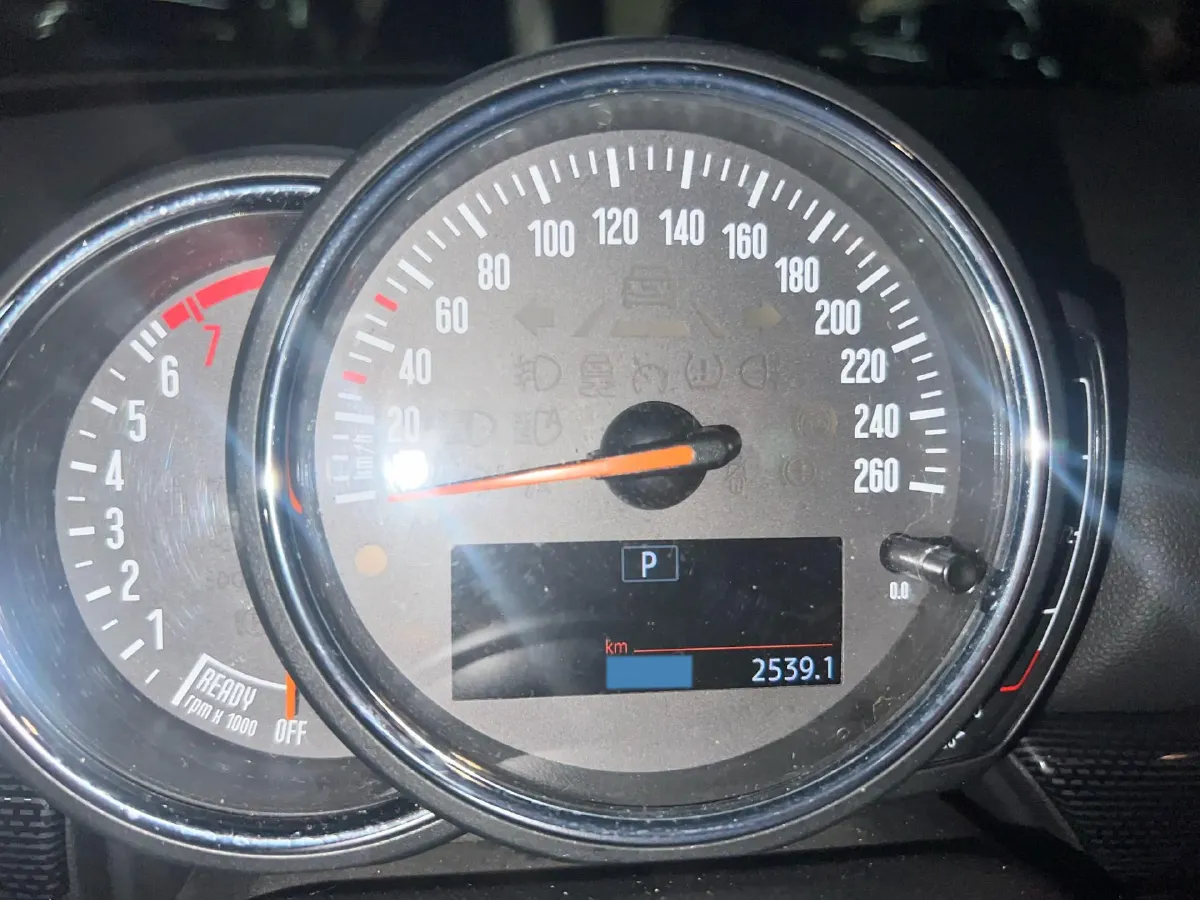 2019 MINI CLUBMAN 1.5T 136HP L3 7DCT,autocango,china used car exporter,china ev exporter,chinese used car exporter,chinese used ev exporter