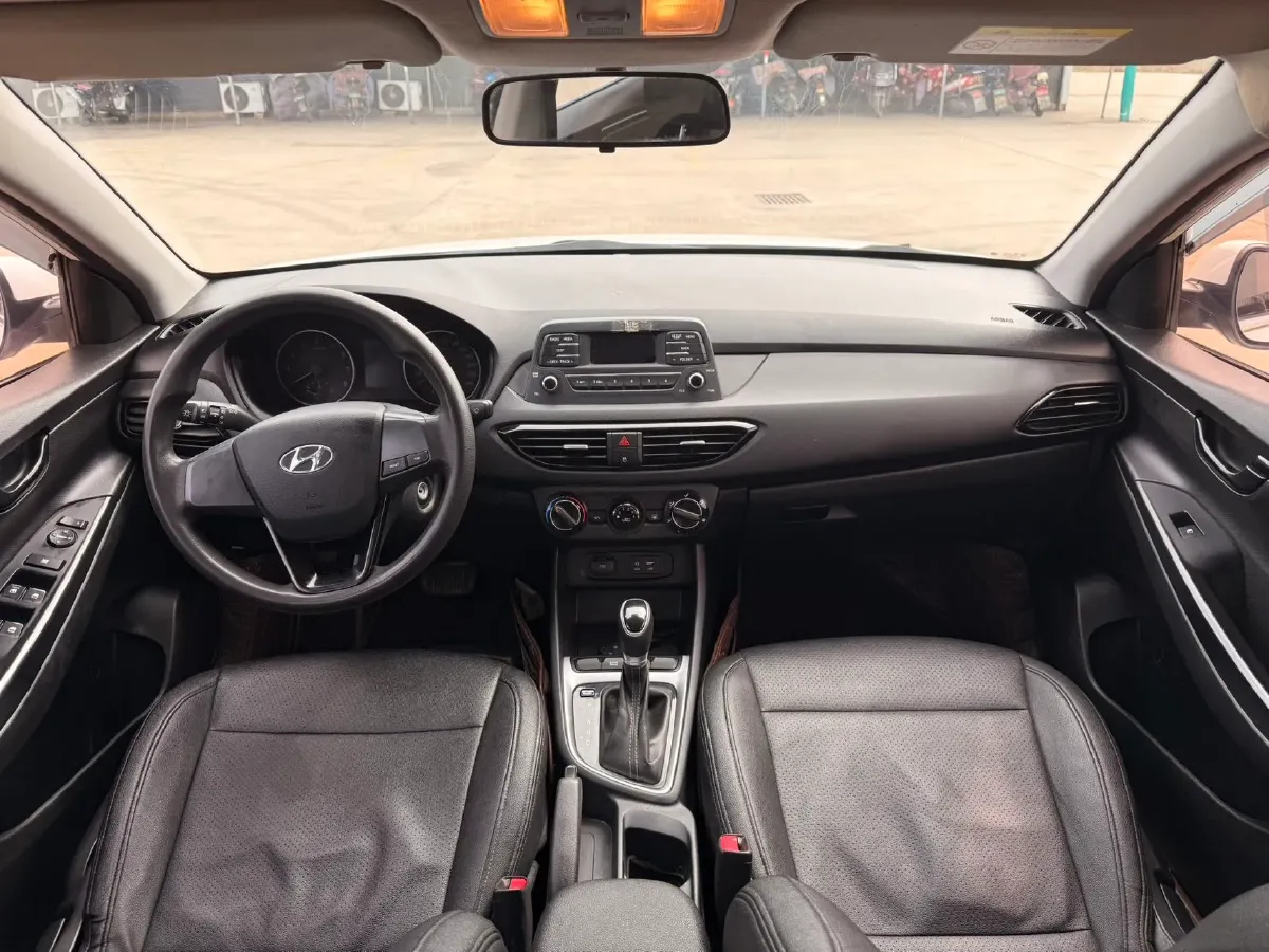 2018 Hyundai Celesta 1.6L 123HP L4 6AT,autocango,china used car exporter,china ev exporter,chinese used car exporter,chinese used ev exporter