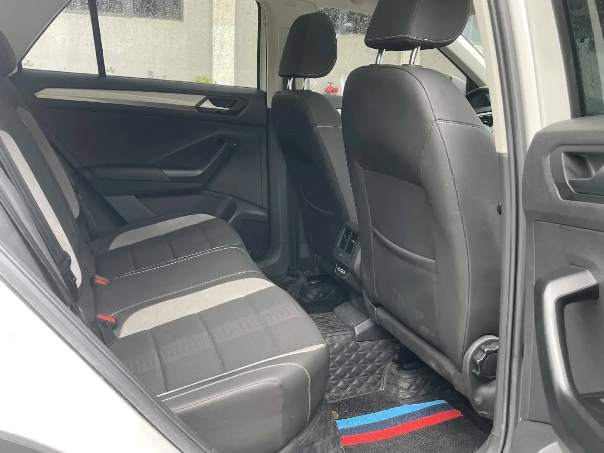 2022 Volkswagen T-Roc 1.4T 150HP L4 7DCT,autocango,china used car exporter,china ev exporter,chinese used car exporter,chinese used ev exporter